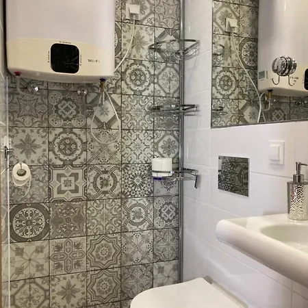 Nowy Z Tarasem I Samodzielnym Wejsciem - Sowia *