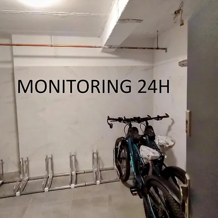 Nowy Z Tarasem I Samodzielnym Wejsciem - Sowia * Stronie Śląskie