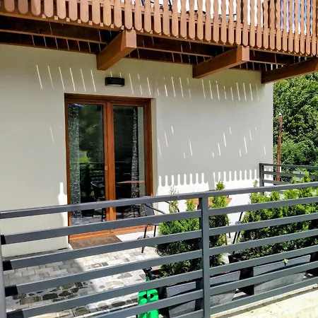 Nowy Z Tarasem I Samodzielnym Wejsciem - Sowia * Stronie Śląskie