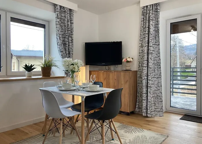 Nowy Z Tarasem I Samodzielnym Wejsciem - Sowia Apartmán