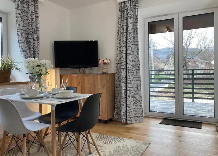 Apartmán Nowy Z Tarasem I Samodzielnym Wejsciem - Sowia *