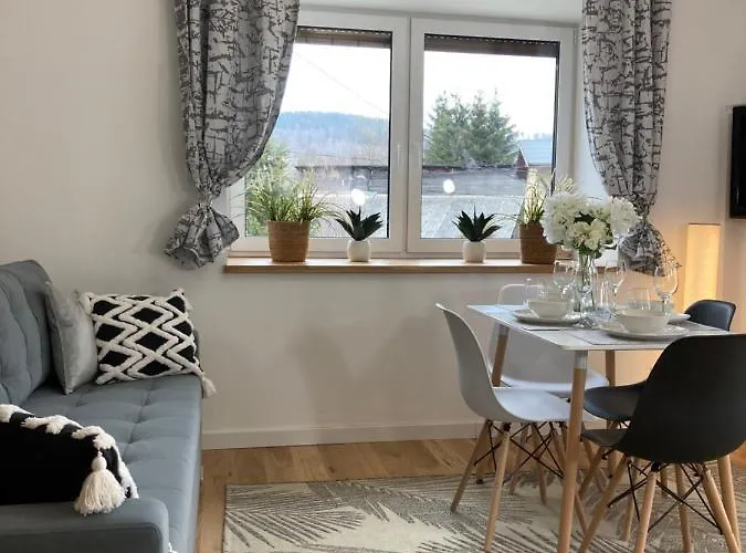 Nowy Z Tarasem I Samodzielnym Wejsciem - Sowia Apartmán *