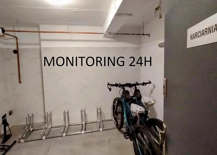 Nowy Z Tarasem I Samodzielnym Wejsciem - Sowia * Stronie Śląskie